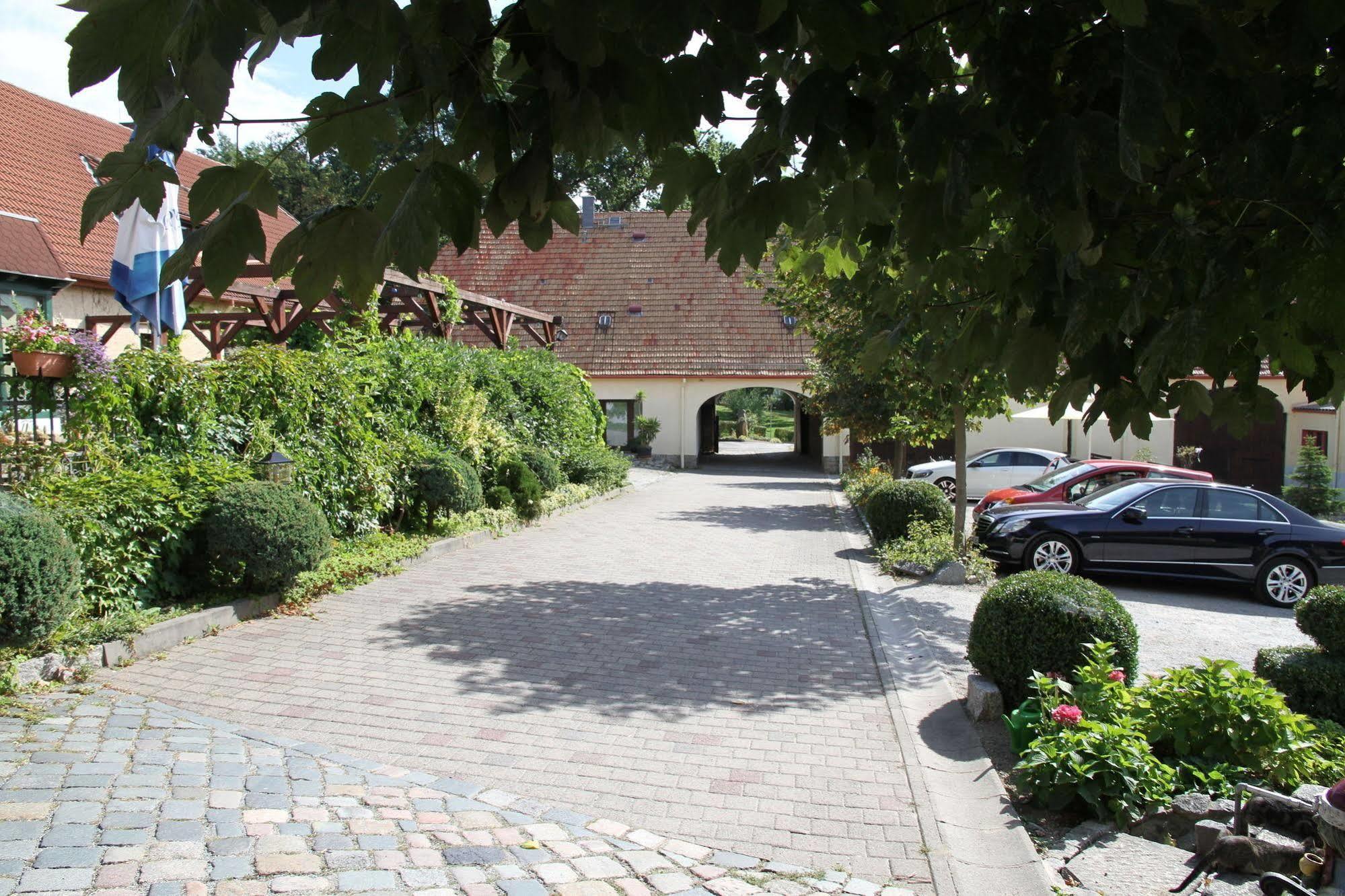 Landhotel Zur Guten Einkehr Grubschütz Exterior foto